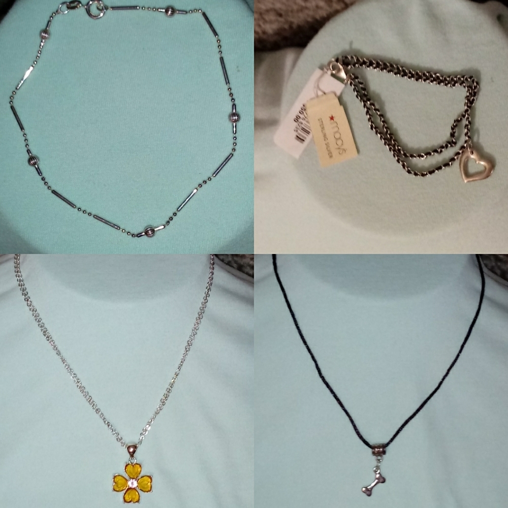BUNDLE DEAL! 5 Necklace's & 2 Bracelet's